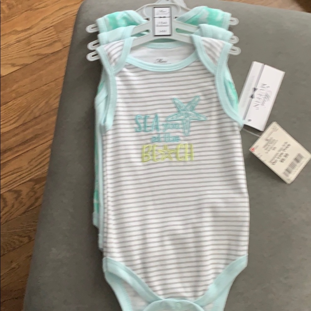 3-6 months short sleeve onesie